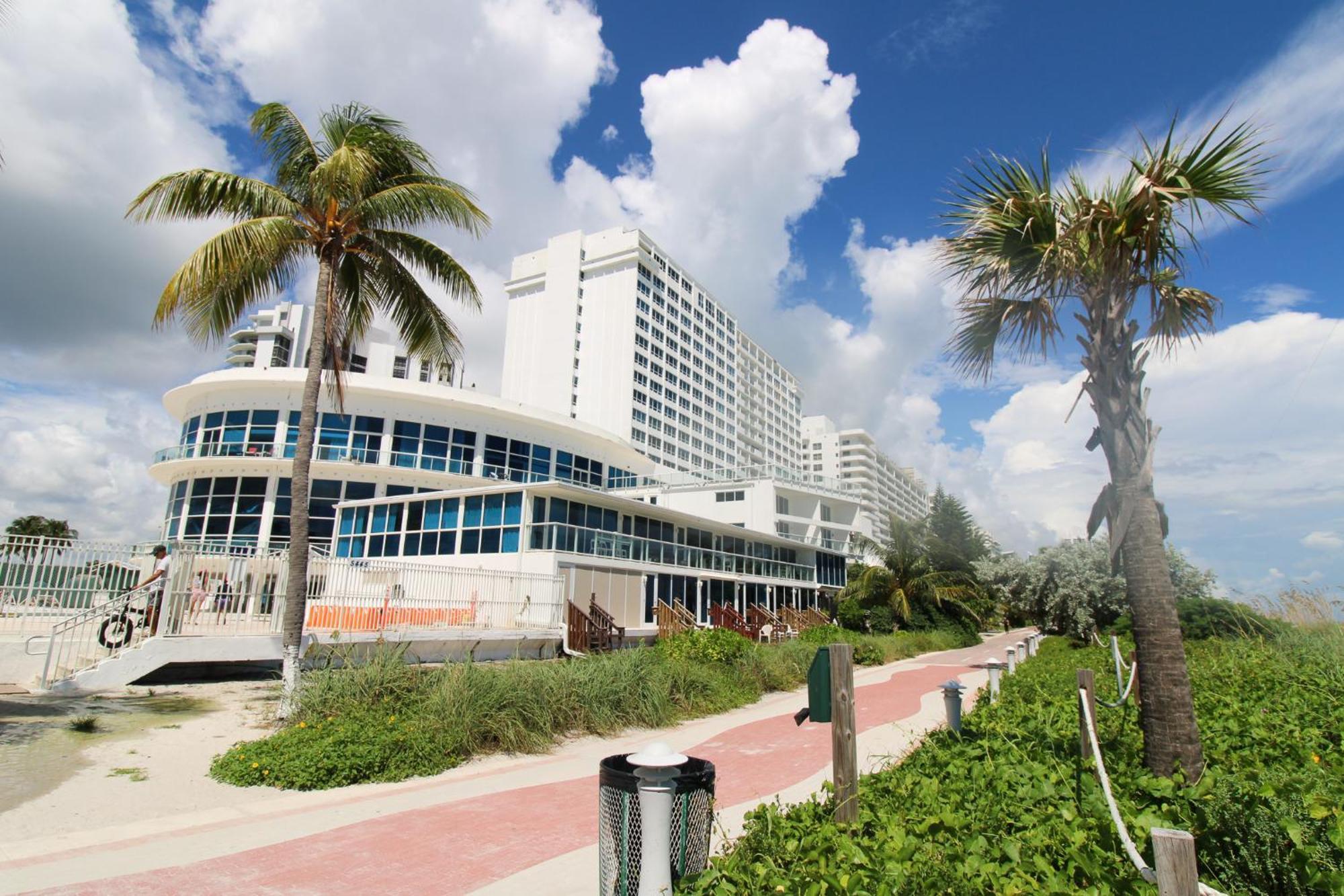 Castle 1733 Ocean View Studio With Direct Beach Access, Pool, Tennis & Free Parking Miami Beach Ngoại thất bức ảnh