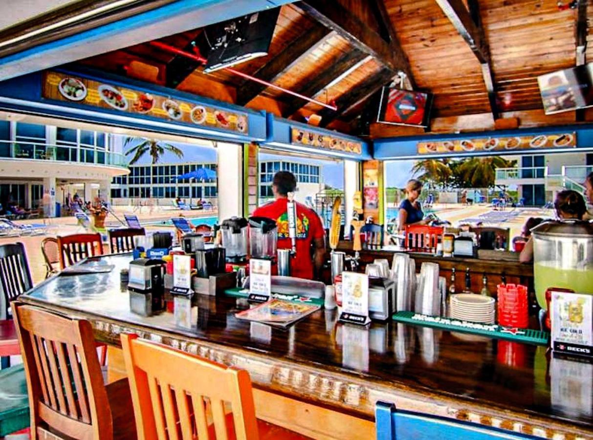 Castle 1733 Ocean View Studio With Direct Beach Access, Pool, Tennis & Free Parking Miami Beach Ngoại thất bức ảnh