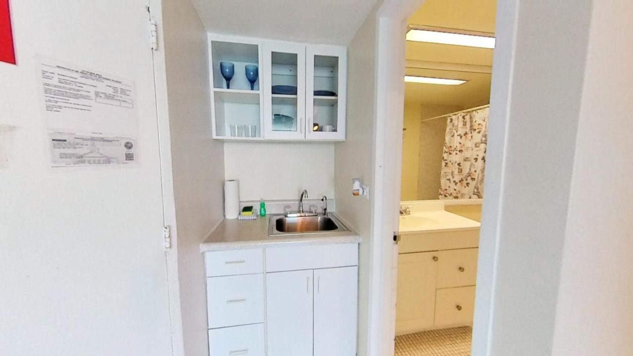Castle 1733 Ocean View Studio With Direct Beach Access, Pool, Tennis & Free Parking Miami Beach Ngoại thất bức ảnh